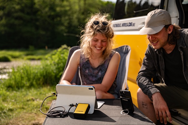 Waka waka connect PRO outside4 Waka Waka Connect Pro
